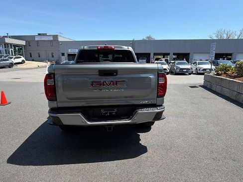 New 2026 GMC Canyon AT4 AWD/4WD image 6