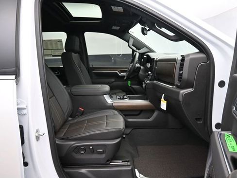 New 2025 Chevrolet Silverado 2500 High Country w/ High Country Premium Package AWD/4WD image 40