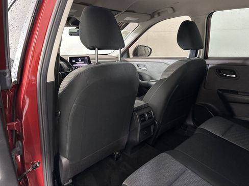 Used 2023 Nissan Rogue SV FWD image 23