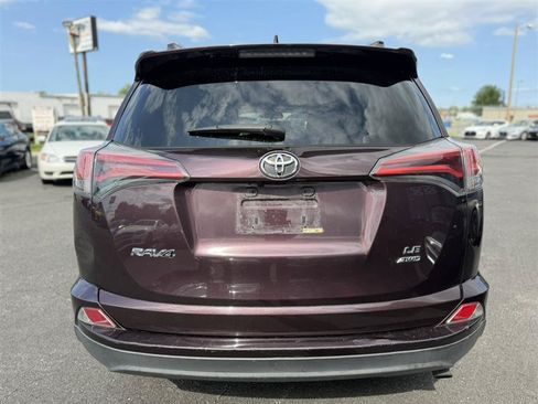 Used 2017 Toyota RAV4 LE w/ Carpet Mat Package AWD/4WD image 3