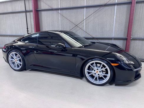 Used 2019 Porsche 911 Carrera image 34