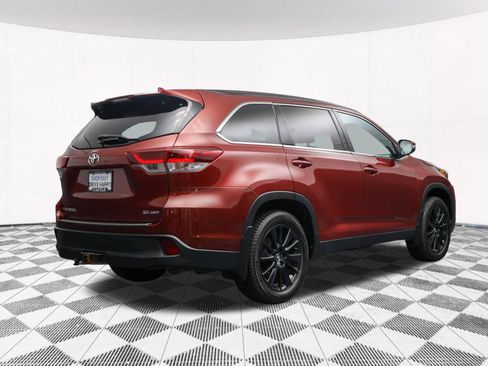 Used 2019 Toyota Highlander SE AWD/4WD image 46