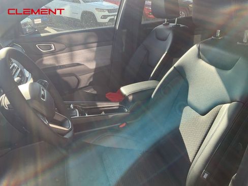 New 2026 Jeep Compass Latitude image 14