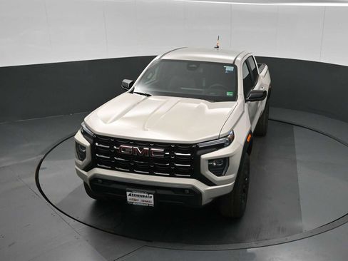New 2026 GMC Canyon Elevation w/ Convenience Package image 12