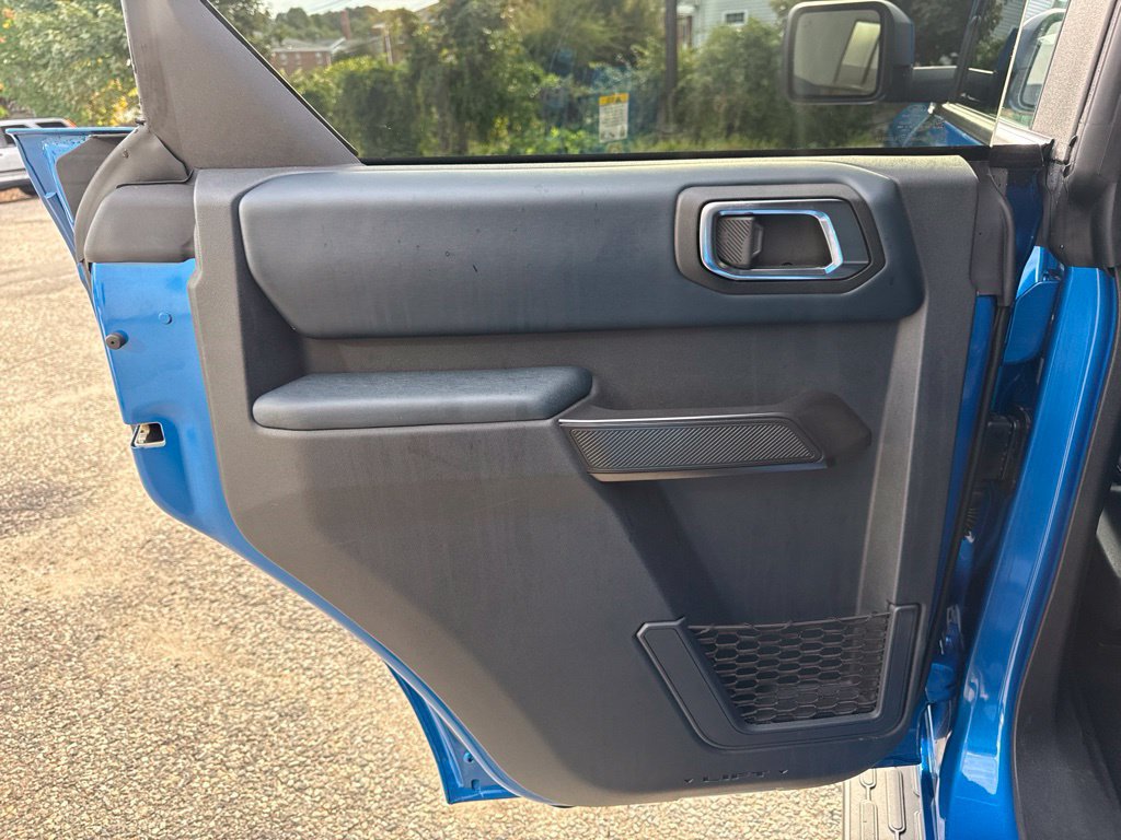 Used 2024 Ford Bronco Outer Banks AWD/4WD image 18