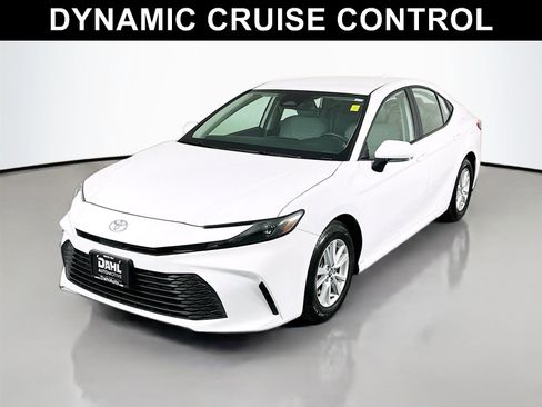 Certified 2025 Toyota Camry LE FWD image 4