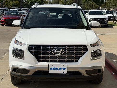 New 2026 Hyundai Venue SEL image 8