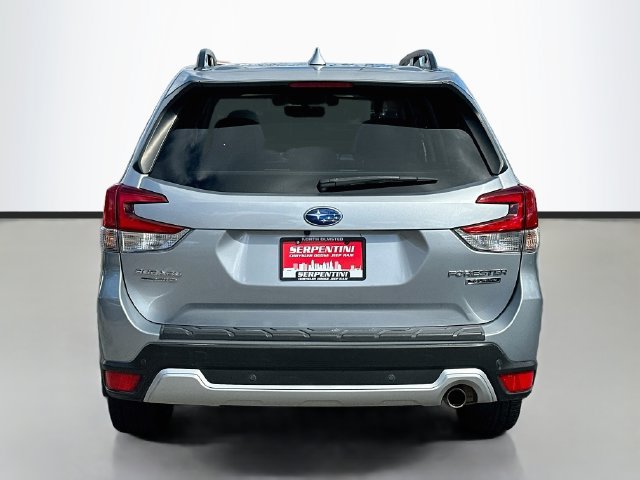 Used 2020 Subaru Forester Touring AWD/4WD image 6
