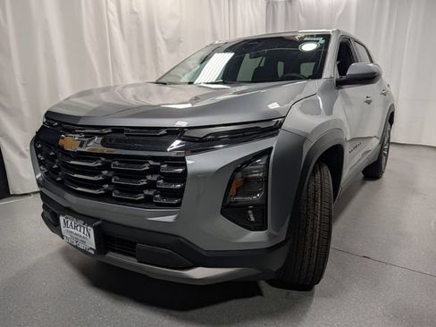 New 2027 Chevrolet Equinox LT FWD image 6