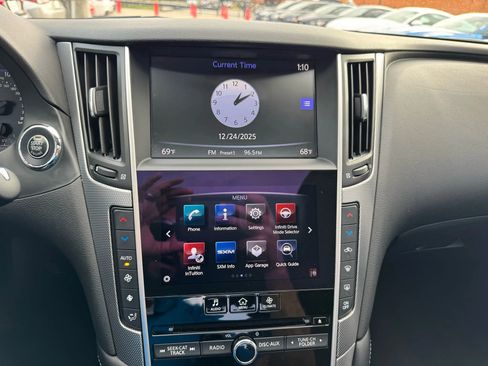 Used 2017 INFINITI Q50 Sport w/ Cargo Package (L97) image 42