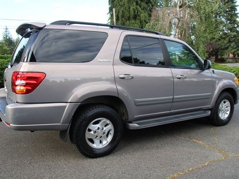 Used 2002 Toyota Sequoia Limited AWD/4WD image 3