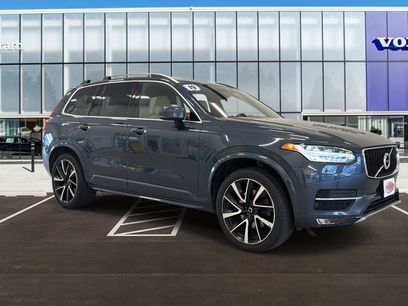 Used 2019 Volvo XC90 T6 Momentum w/ Protection Package