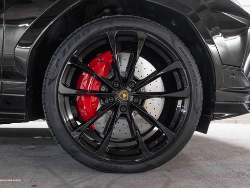 Used 2024 Lamborghini Urus S image 19