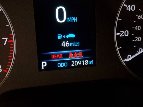 Used 2023 Toyota Corolla LE image 23