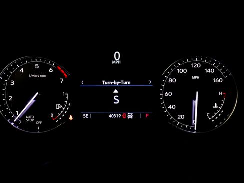 Used 2022 Cadillac XT4 Premium Luxury w/ Enhanced Visibility Package image 31