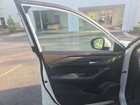 Certified 2023 Nissan Rogue SV w/ SV Premium B Package image 12