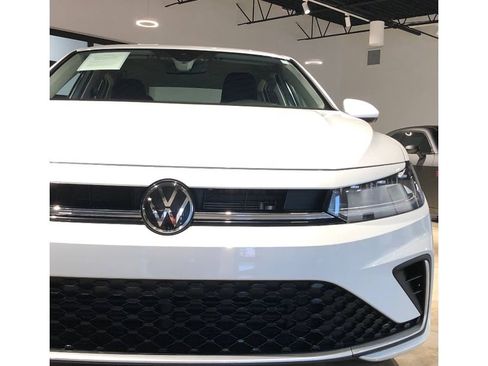 Used 2025 Volkswagen Jetta S image 5