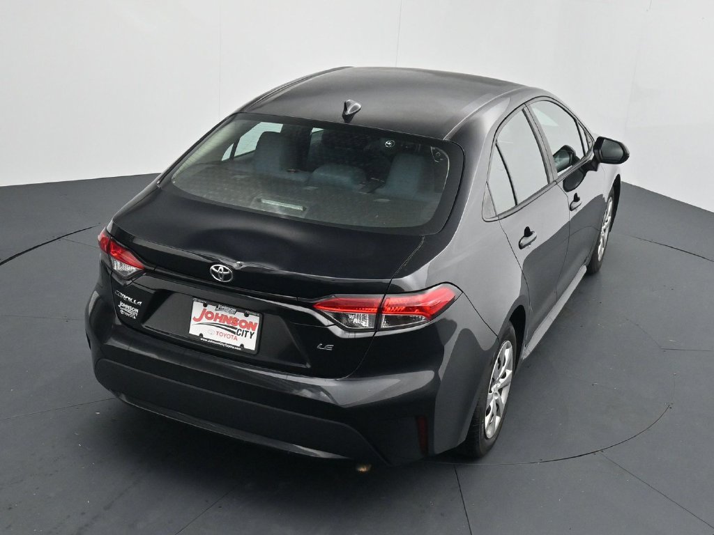 Used 2020 Toyota Corolla LE FWD image 25
