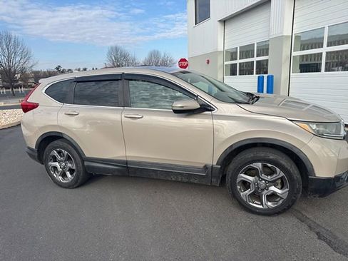 Used 2018 Honda CR-V EX image 3