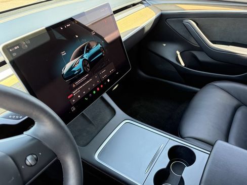 Used 2023 Tesla Model 3 Long Range AWD/4WD image 26