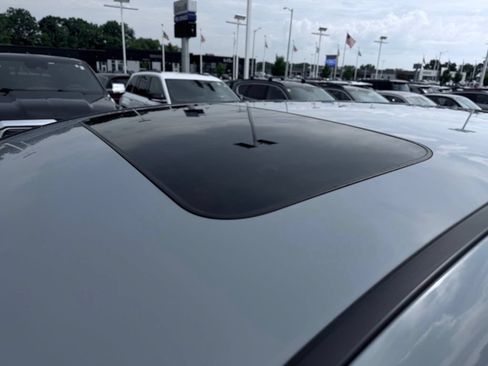 Used 2022 Honda CR-V EX image 9