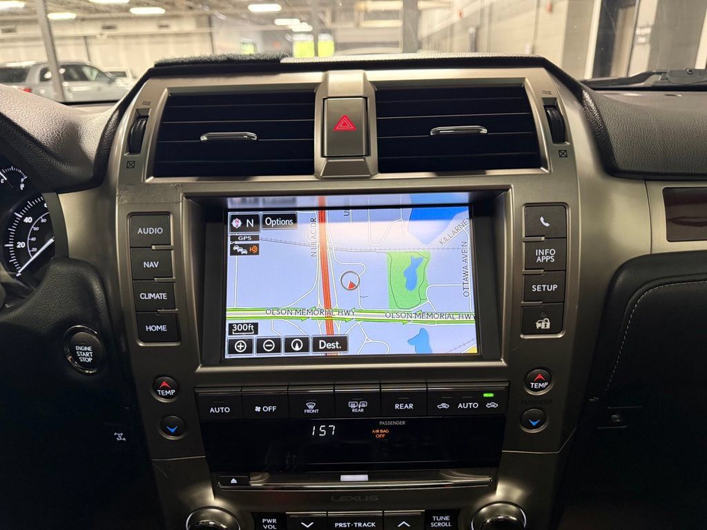 Used 2017 Lexus GX 460 Premium w/ Premium Package AWD/4WD image 13