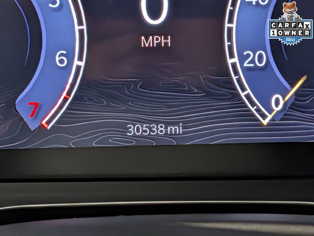 Used 2023 Jeep Grand Cherokee Altitude AWD/4WD image 18
