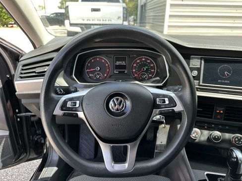 Used 2021 Volkswagen Jetta S FWD image 20