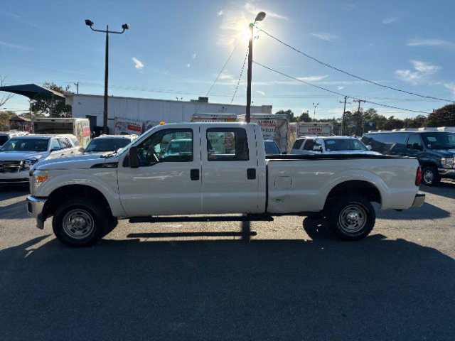 Used 2016 Ford F250 XL w/ XL Appearance Package AWD/4WD image 4