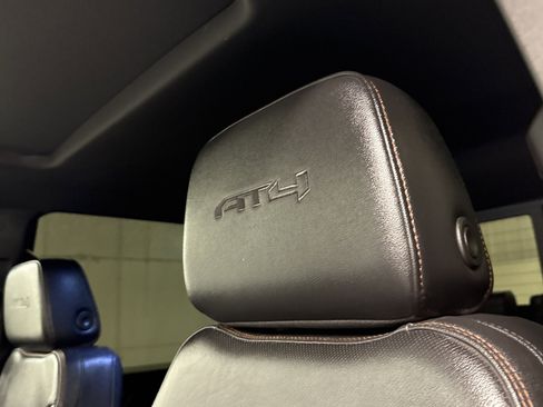 Used 2025 GMC Sierra 2500 AT4 w/ AT4 Premium Plus Package image 9