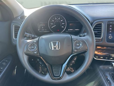 Used 2022 Honda HR-V EX image 13