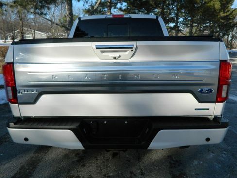 Used 2018 Ford F150 Platinum w/ Equipment Group 701A Luxury image 9