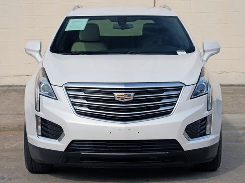 Used 2017 Cadillac XT5 FWD image 40