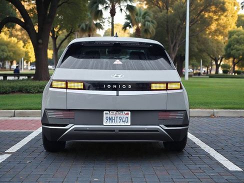 Certified 2024 Hyundai Ioniq 5 SEL image 5