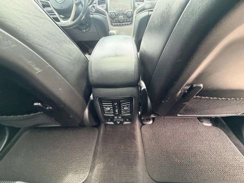 Used 2017 Jeep Grand Cherokee Summit w/ Platinum Series Group AWD/4WD image 29