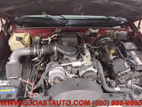 Used 1999 Chevrolet Suburban 4WD w/ Comfort & Security Pkg image 9