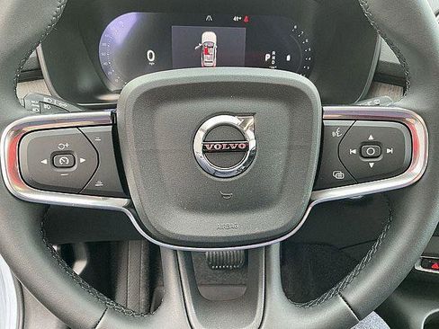 New 2026 Volvo XC40 B5 Plus w/ Protection Package Premier AWD/4WD image 21