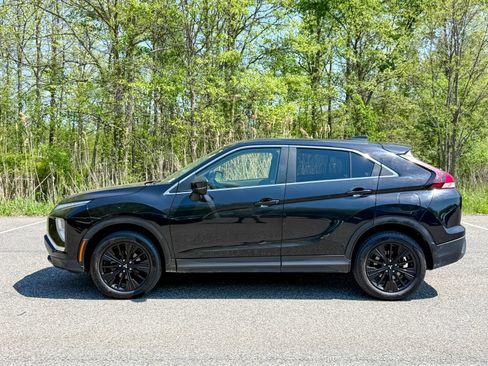 Used 2022 Mitsubishi Eclipse Cross LE AWD/4WD image 8