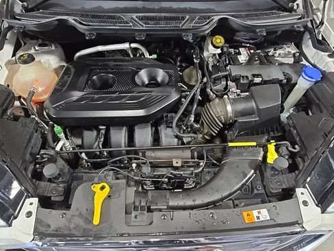 Used 2018 Ford EcoSport Titanium w/ Titanium Cold Weather Package AWD/4WD image 11