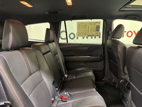 Used 2022 Honda Pilot TrailSport image 15