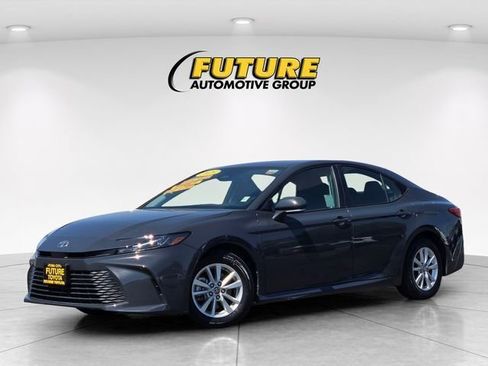 Certified 2025 Toyota Camry LE FWD image 10