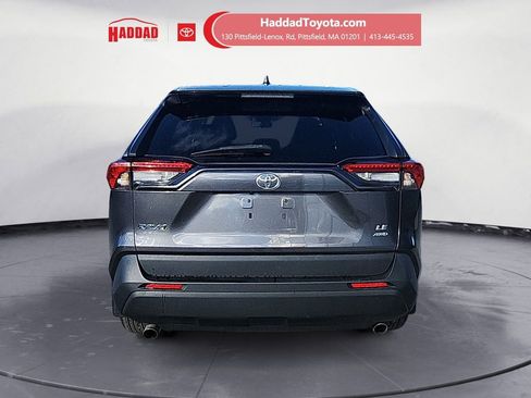 Certified 2022 Toyota RAV4 LE image 4