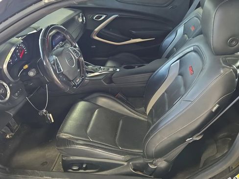 Used 2020 Chevrolet Camaro SS image 7