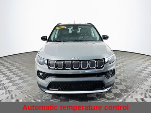 Used 2022 Jeep Compass Limited image 5