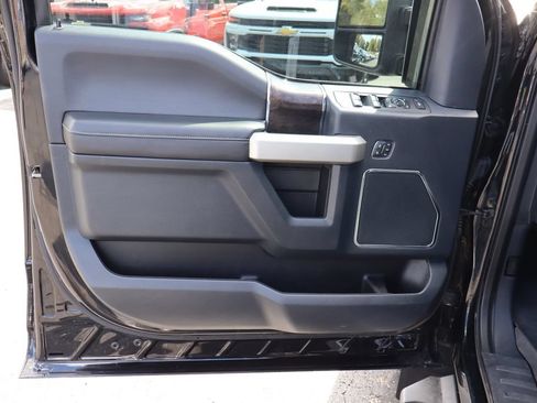 Used 2022 Ford F350 Lariat w/ Lariat Ultimate Package AWD/4WD image 21