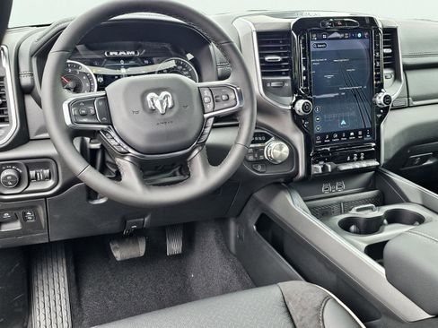 New 2026 RAM 1500 Laramie AWD/4WD image 36