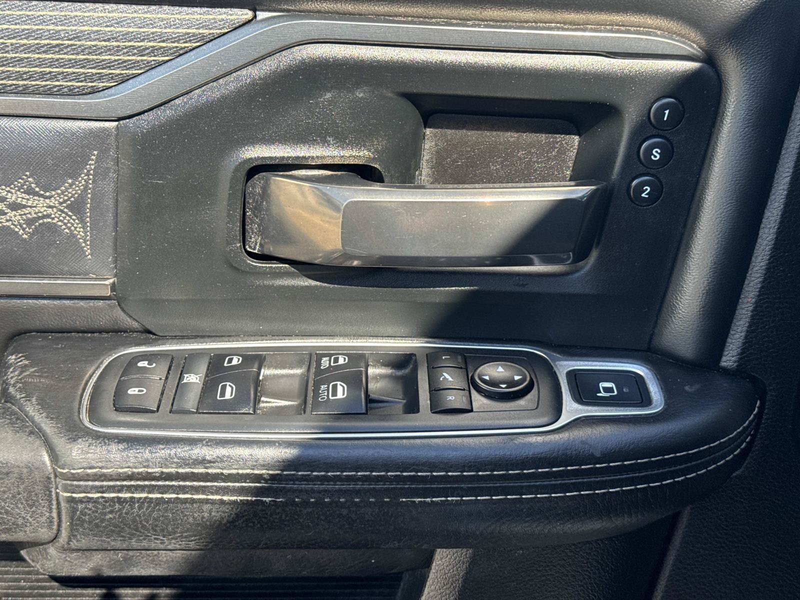 Used 2019 RAM 2500 Limited AWD/4WD image 19