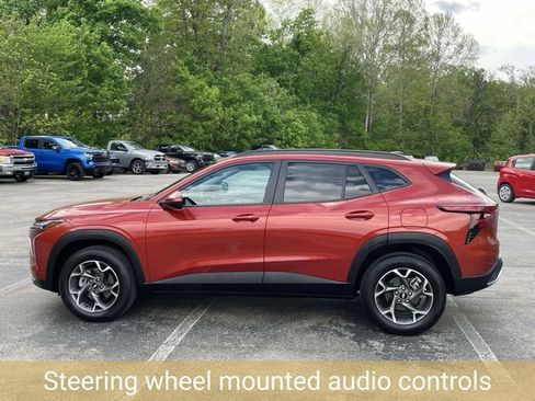 Certified 2024 Chevrolet Trax LT w/ Driver Confidence Package FWD image 7