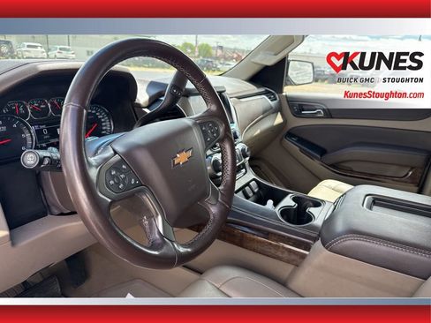 Used 2019 Chevrolet Suburban LT AWD/4WD image 28