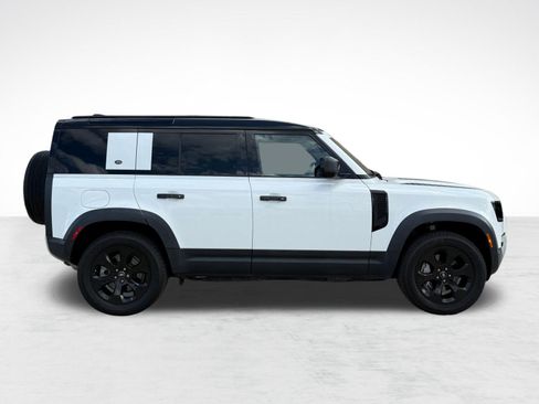 Used 2020 Land Rover Defender 110 HSE AWD/4WD image 8